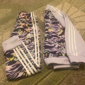 2 piece Adidas sweat suit SZ4T